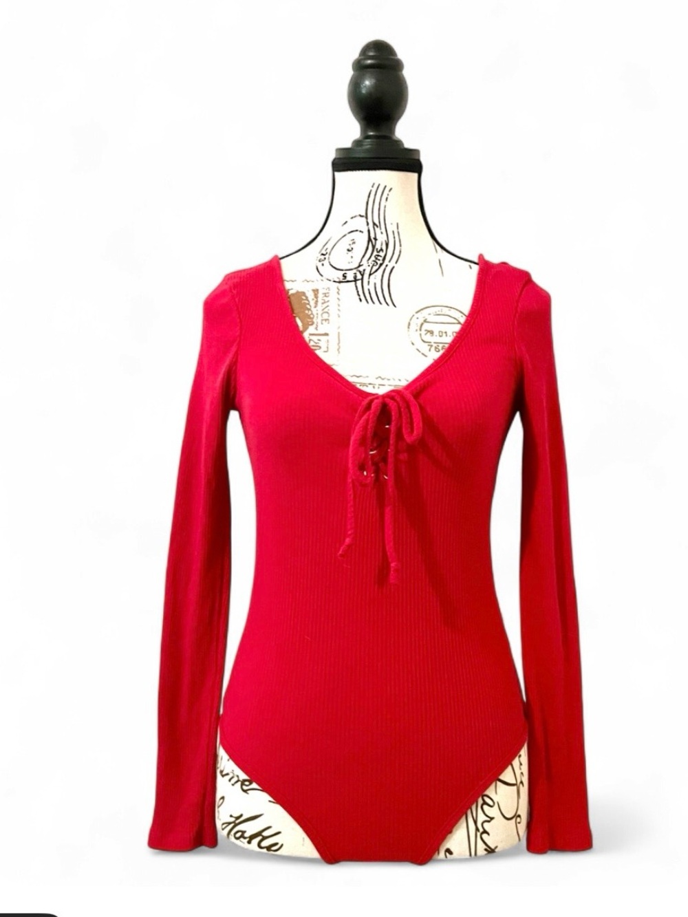 Ambiance Red Ribbed Bodysuit Long Sleeve Lace Up Front Tie Women's Size Y2K